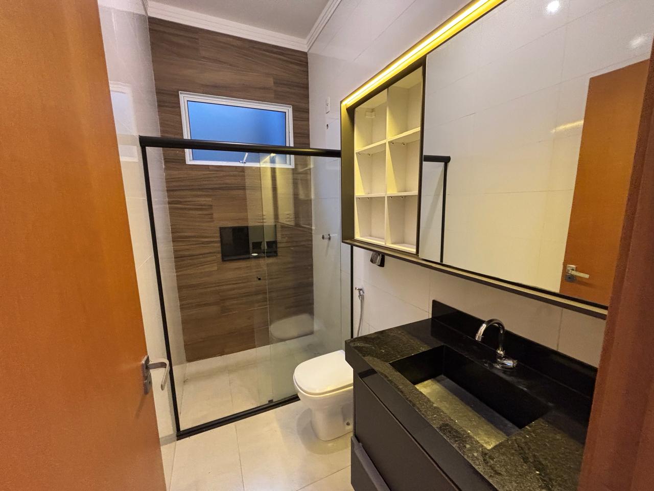 VENDE: CASA 03 DORMITÓRIOS COM PISCINA - CONDOMÍNIO VERONA - BRODOWSKI/SP: