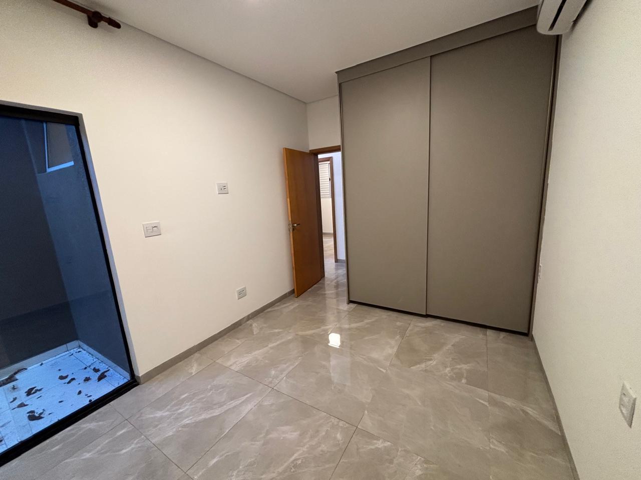 VENDE: CASA 03 DORMITÓRIOS COM PISCINA - CONDOMÍNIO VERONA - BRODOWSKI/SP: