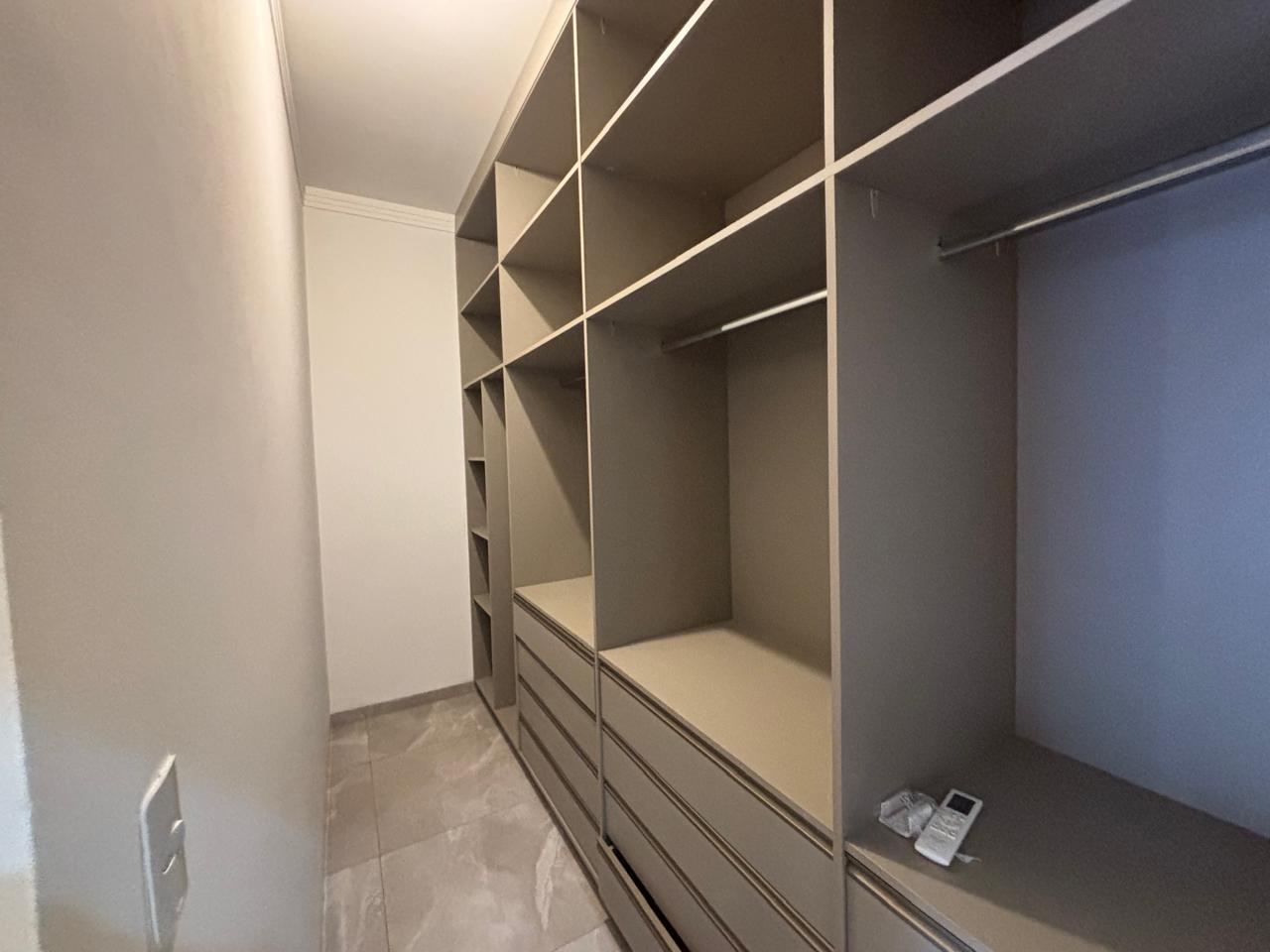 VENDE: CASA 03 DORMITÓRIOS COM PISCINA - CONDOMÍNIO VERONA - BRODOWSKI/SP:
