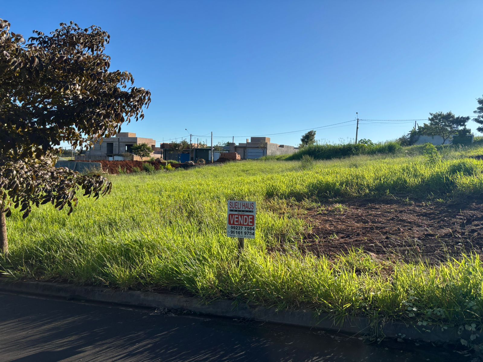 VENDE: TERRENO de 285m² NO JARDIM QUEBEC EM BRODOWSKI-SP.