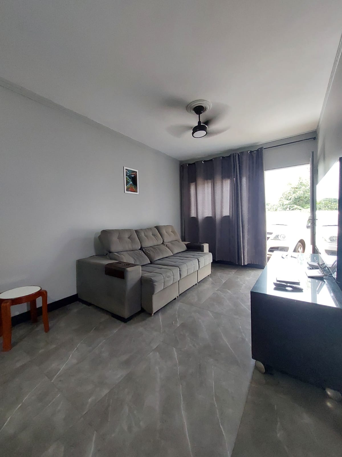 VENDE - CASA 02 DORMITÓRIOS - PISCINA - CONDOMÍNIO WALTER POSSOS - EM BRODOWSKI-SP.