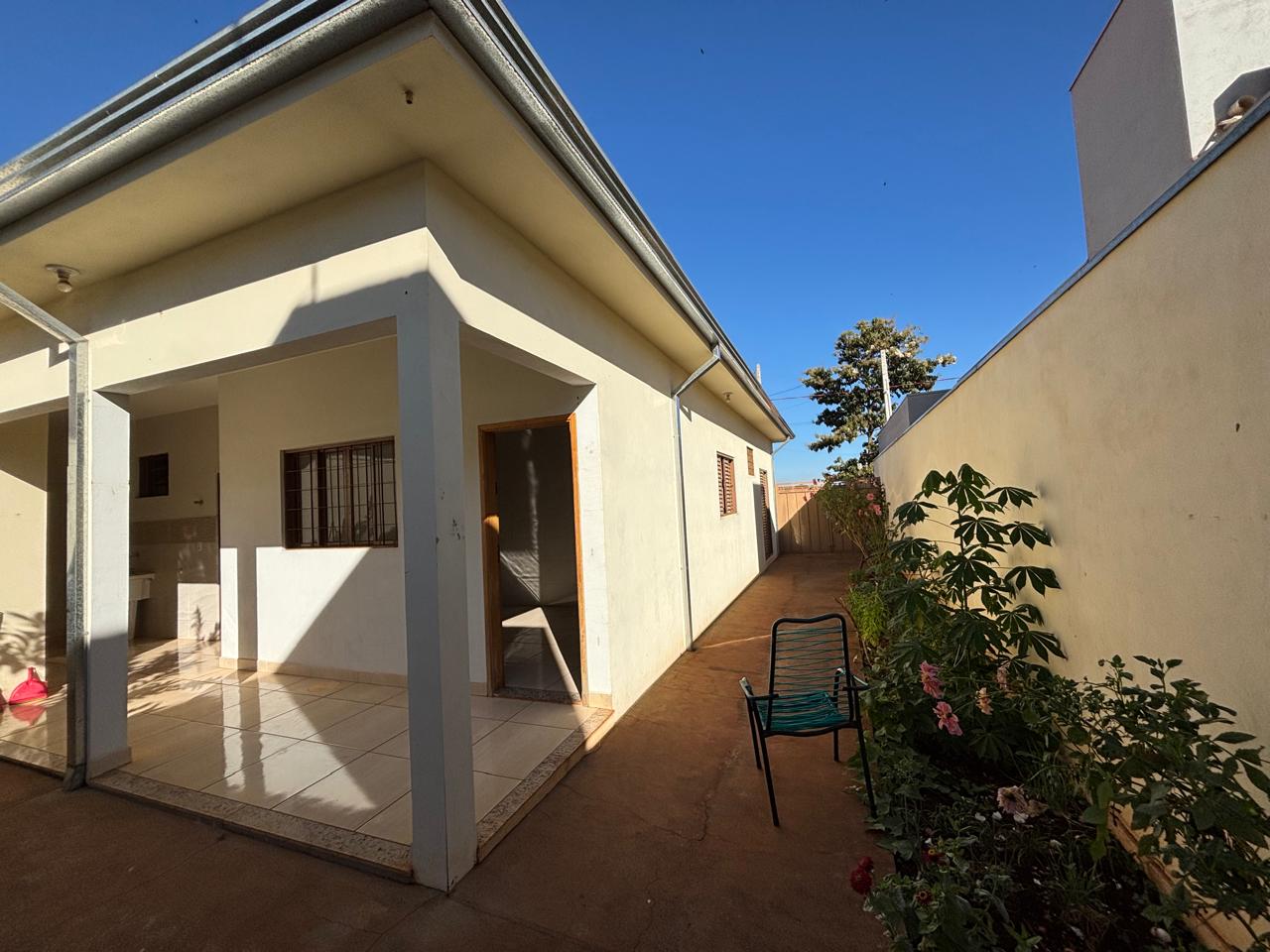 VENDE: CASA 3 DORMITÓRIOS - CONDOMÍNIO VERONA EM BRODOWSKI-SP. ( BRODOSQUI)