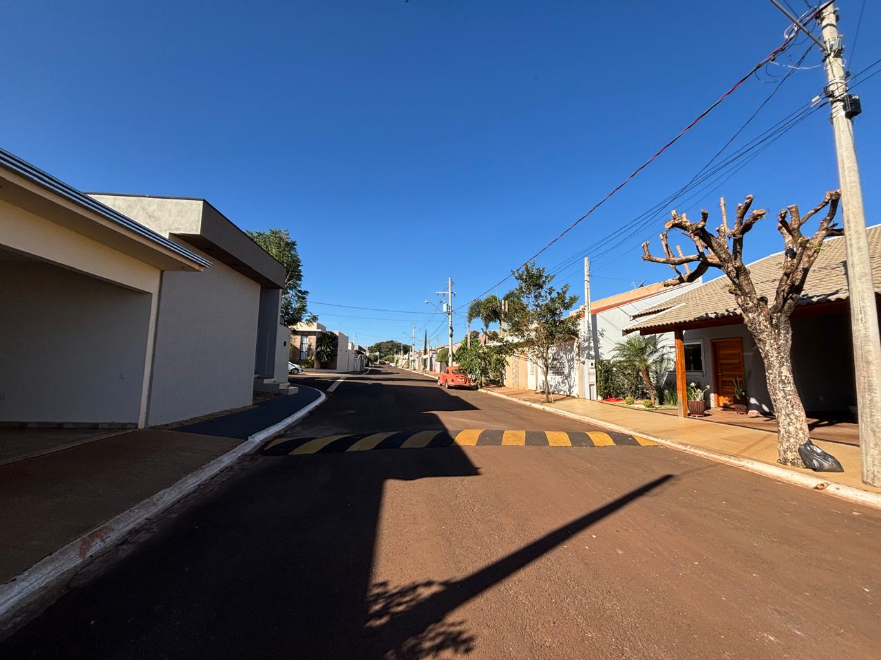 VENDE: CASA 3 DORMITÓRIOS - CONDOMÍNIO VERONA EM BRODOWSKI-SP. ( BRODOSQUI)