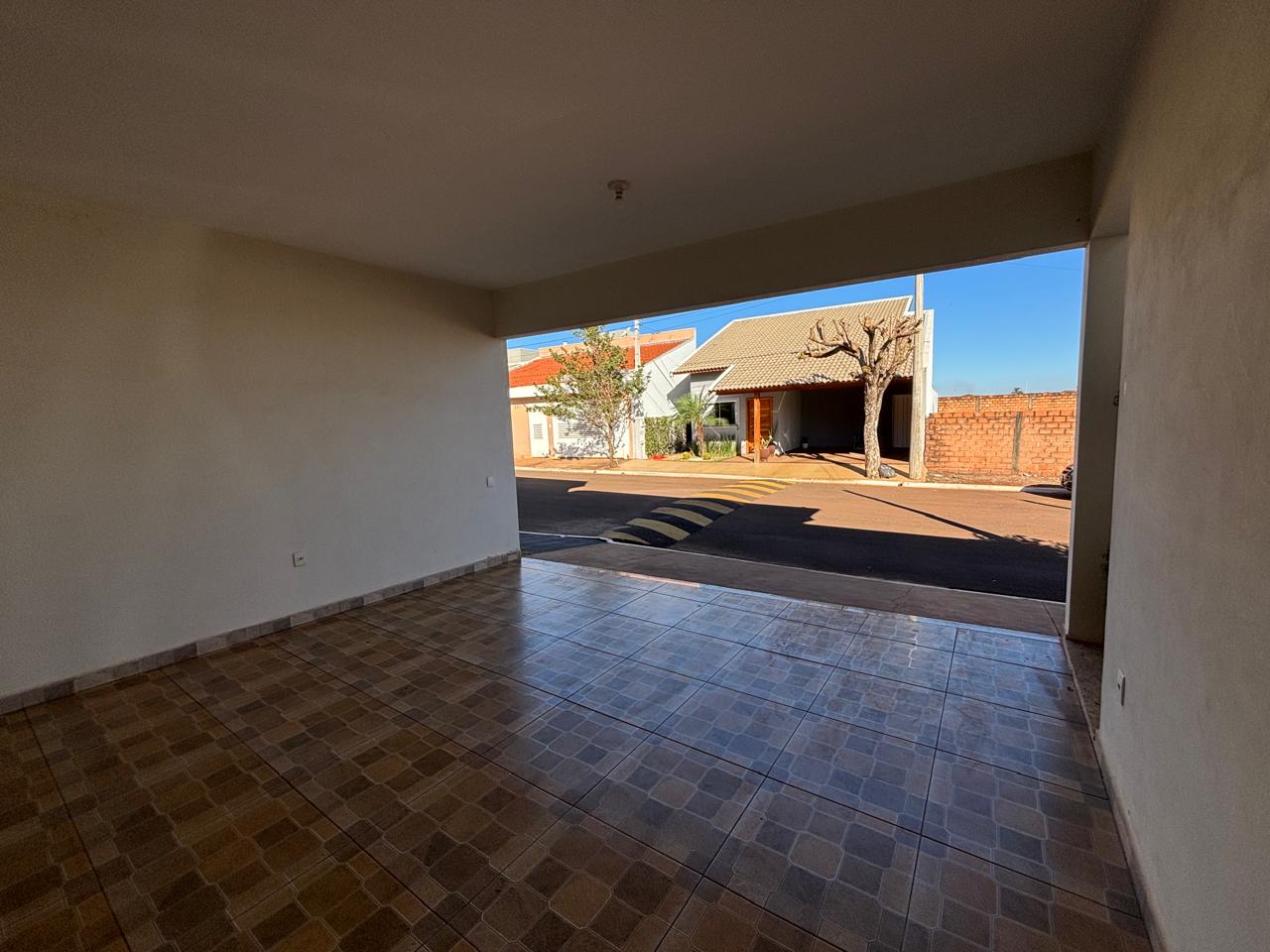 VENDE: CASA 3 DORMITÓRIOS - CONDOMÍNIO VERONA EM BRODOWSKI-SP. ( BRODOSQUI)