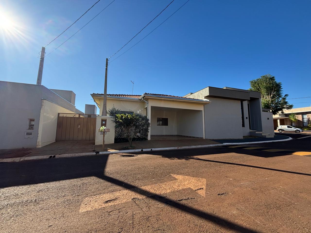 VENDE: CASA 3 DORMITÓRIOS - CONDOMÍNIO VERONA EM BRODOWSKI-SP. ( BRODOSQUI)