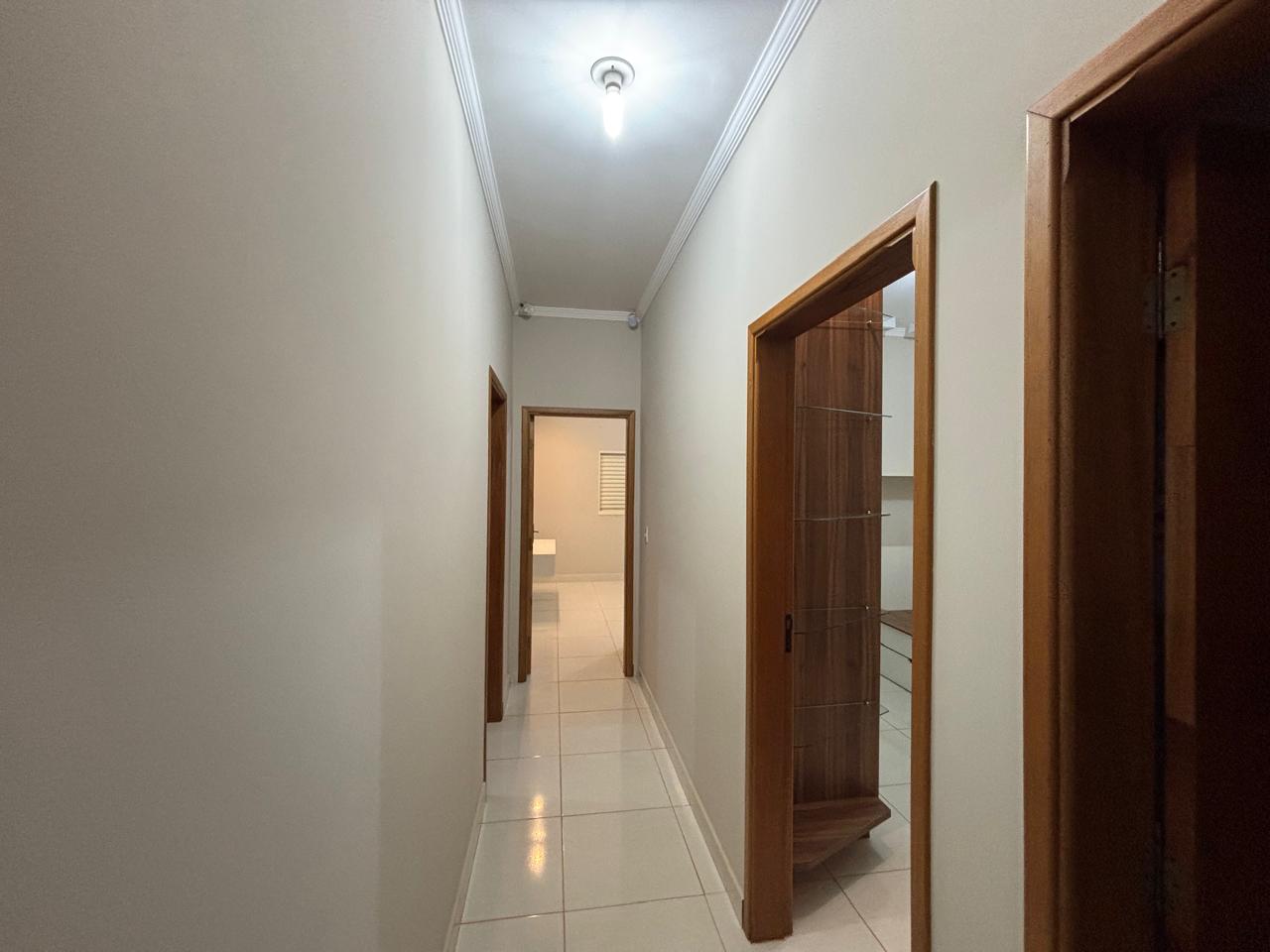 VENDE: LINDA RESIDENCIA COM 03 DORMITÓRIOS - JARDIM MARIA IMACUALADA I EM BRODOWSKI-SP