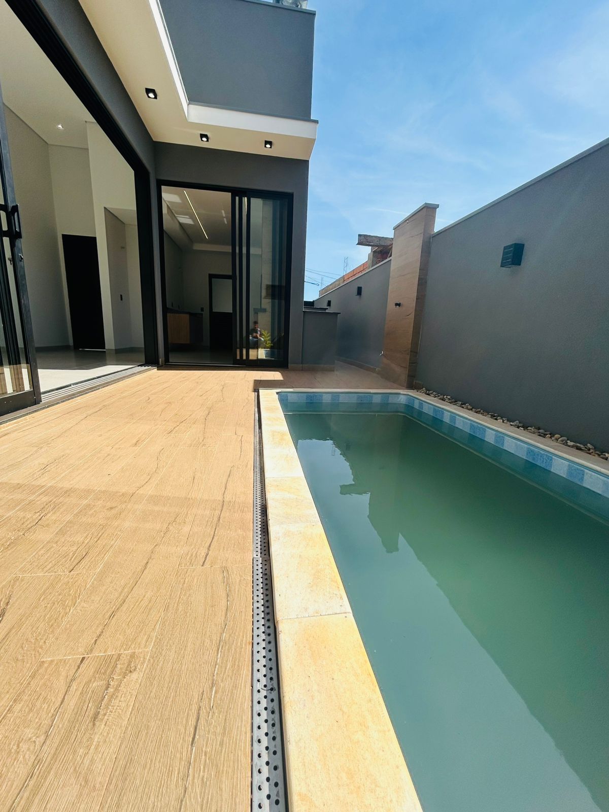VENDE: LINDA RESIDENCIA 03 SUÍTES - CONDOMÍNIO QUINTA DA MATA 02 - RIBEIRAO PRETO-SP: