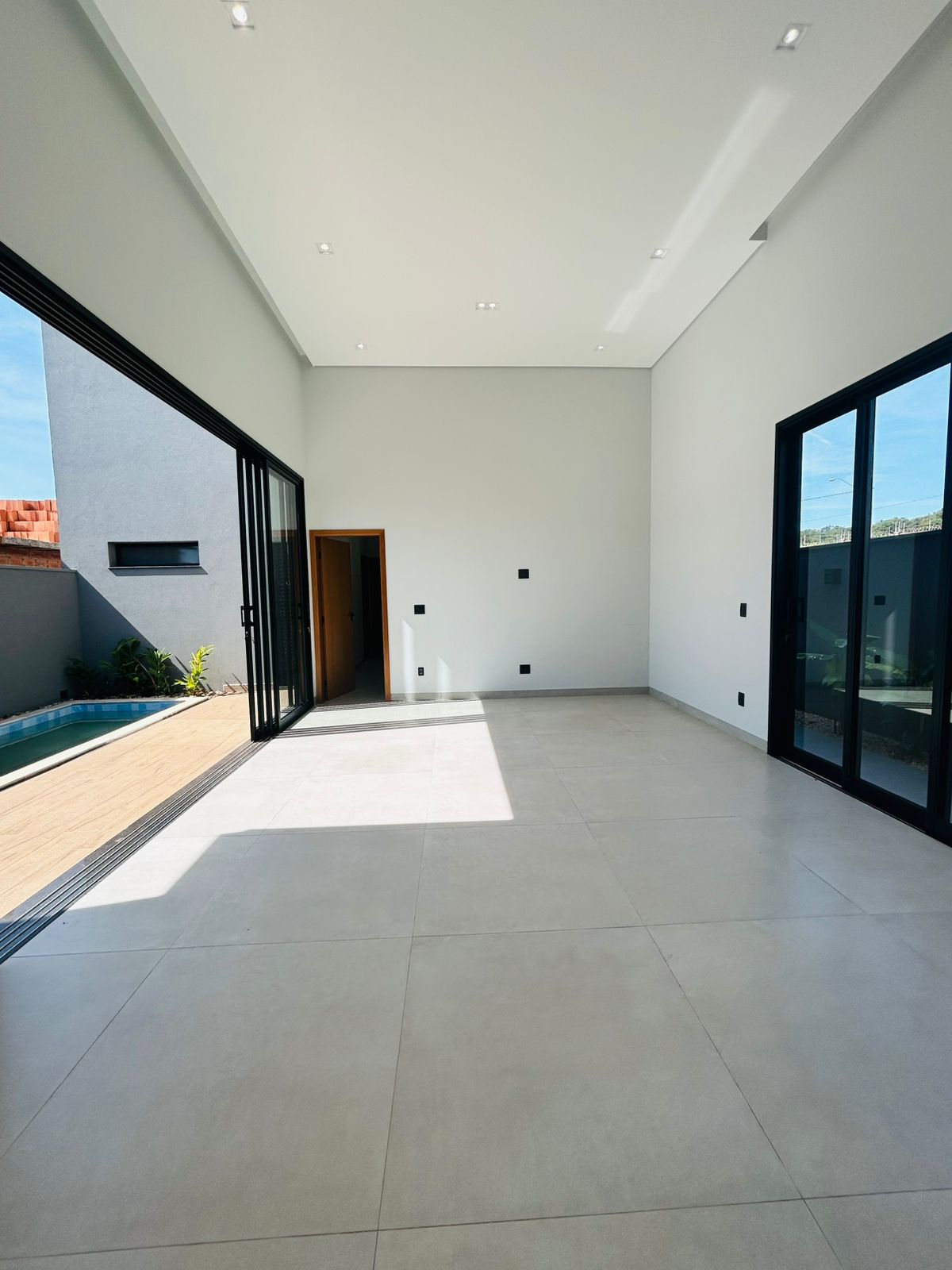 VENDE: LINDA RESIDENCIA 03 SUÍTES - CONDOMÍNIO QUINTA DA MATA 02 - RIBEIRAO PRETO-SP: