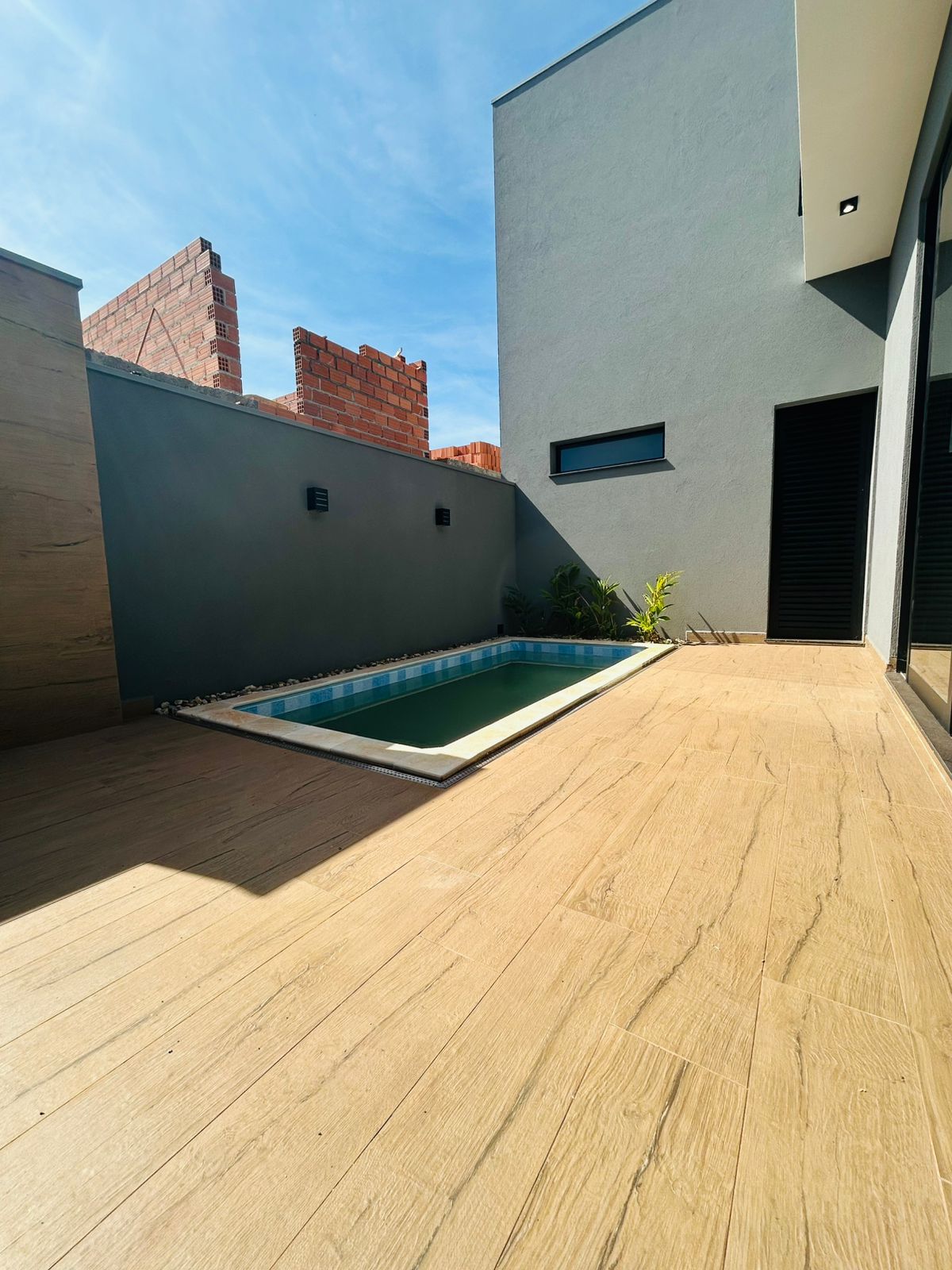 VENDE: LINDA RESIDENCIA 03 SUÍTES - CONDOMÍNIO QUINTA DA MATA 02 - RIBEIRAO PRETO-SP: