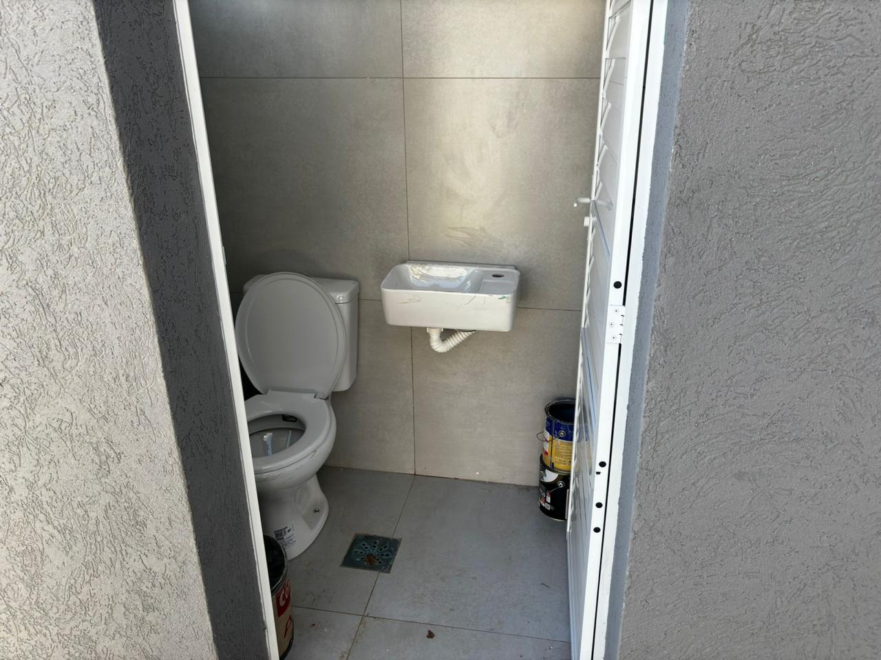 VENDE: CASA 03 DORMITÓRIOS - CONDOMÍNIO VERONA - BRODOWSKI-SP: