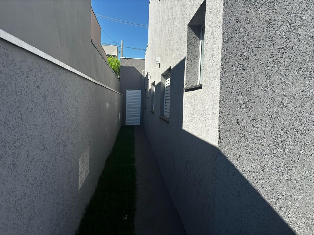 VENDE: CASA 03 DORMITÓRIOS - CONDOMÍNIO VERONA - BRODOWSKI-SP: