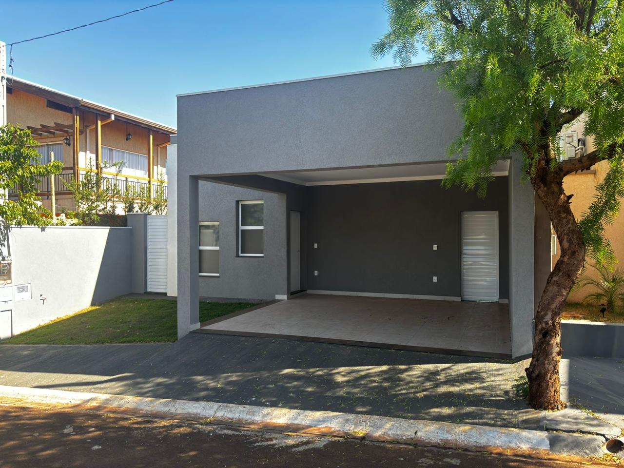 VENDE: CASA 03 DORMITÓRIOS - CONDOMÍNIO VERONA - BRODOWSKI-SP: