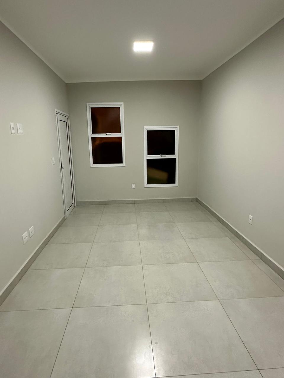 VENDE: CASA 03 DORMITÓRIOS - CONDOMÍNIO VERONA - BRODOWSKI-SP:
