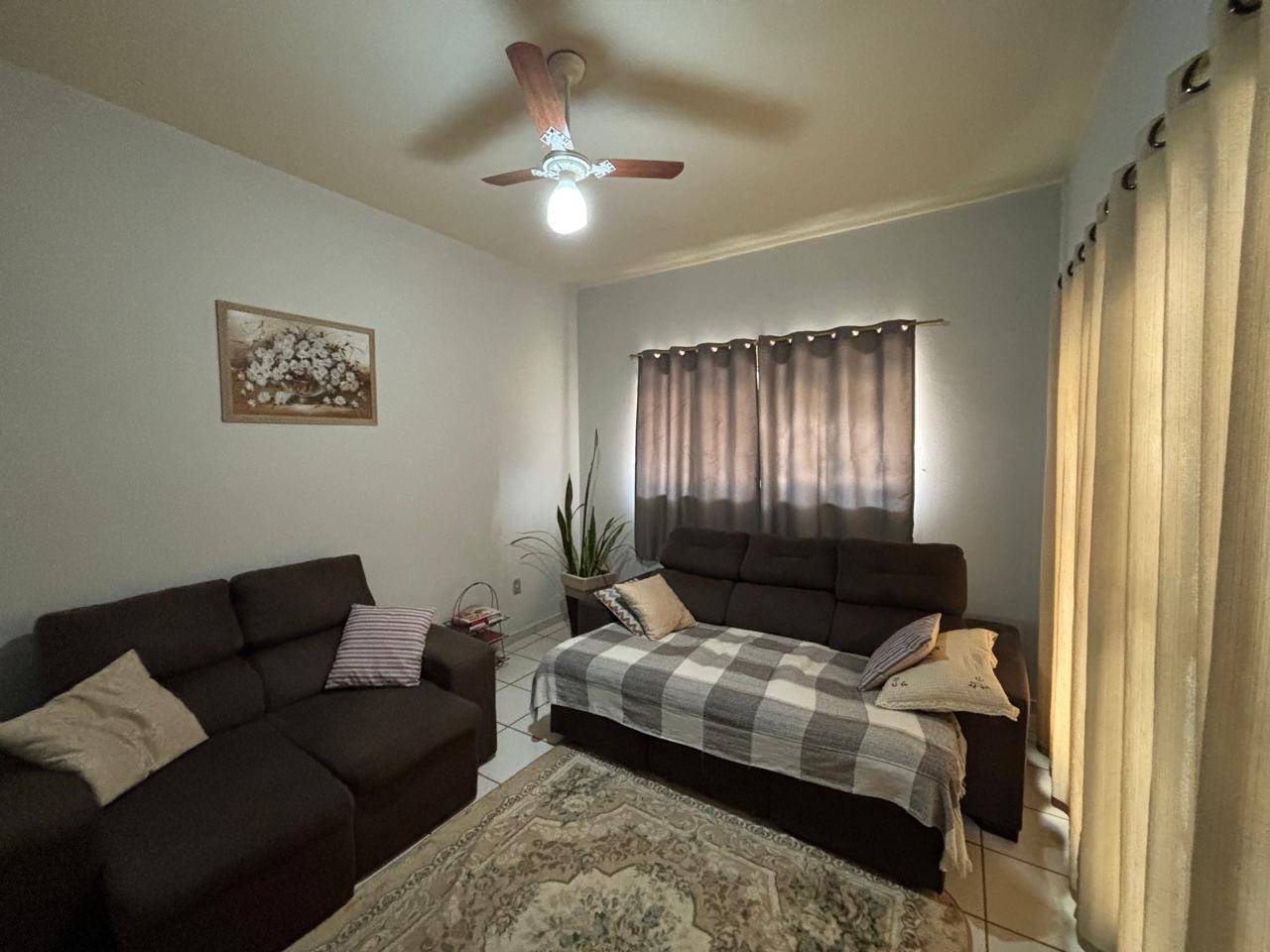VENDE: CASA 03 DOEMITÓRIOS COM SUÍTE - MOZART - BRODOWSKI-SP.