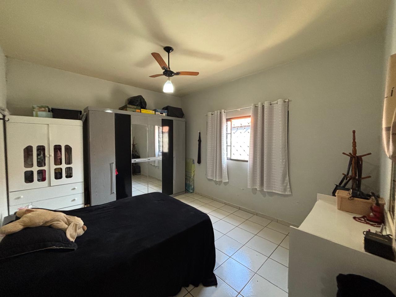VENDE: CASA 03 DOEMITÓRIOS COM SUÍTE - MOZART - BRODOWSKI-SP.
