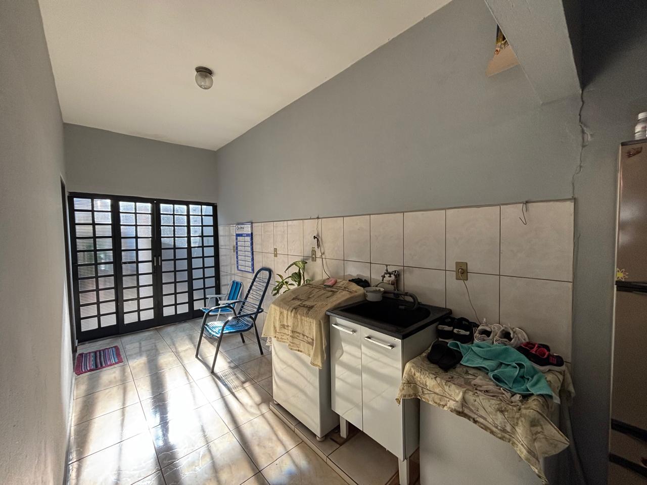 VENDE: CASA 03 DOEMITÓRIOS COM SUÍTE - MOZART - BRODOWSKI-SP.
