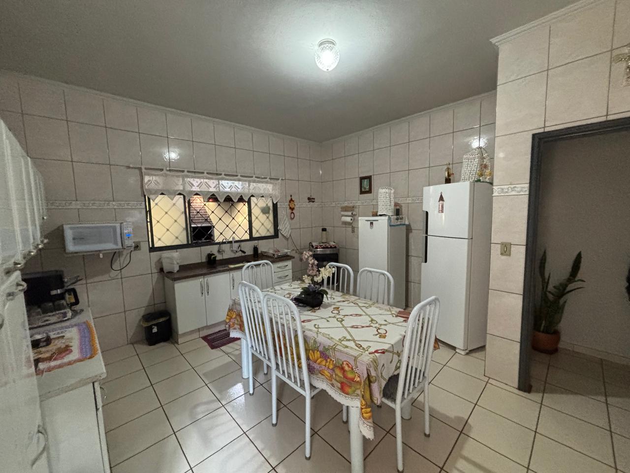 VENDE: CASA 03 DOEMITÓRIOS COM SUÍTE - MOZART - BRODOWSKI-SP.