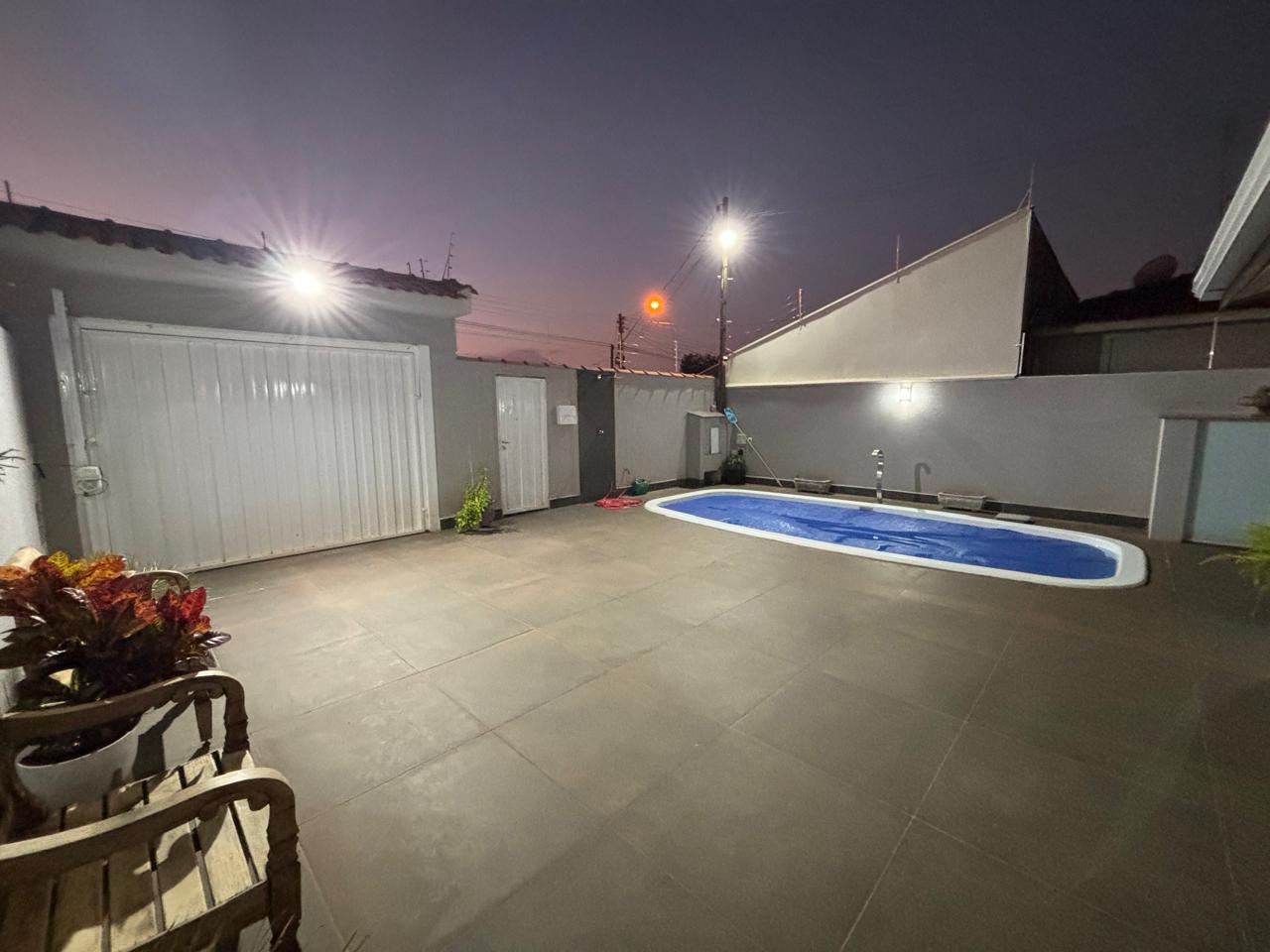 VENDE: CASA COM PISCINA - MOBILIADO - JARDIM PRIMAVERA - BRODOWSKI-SP.