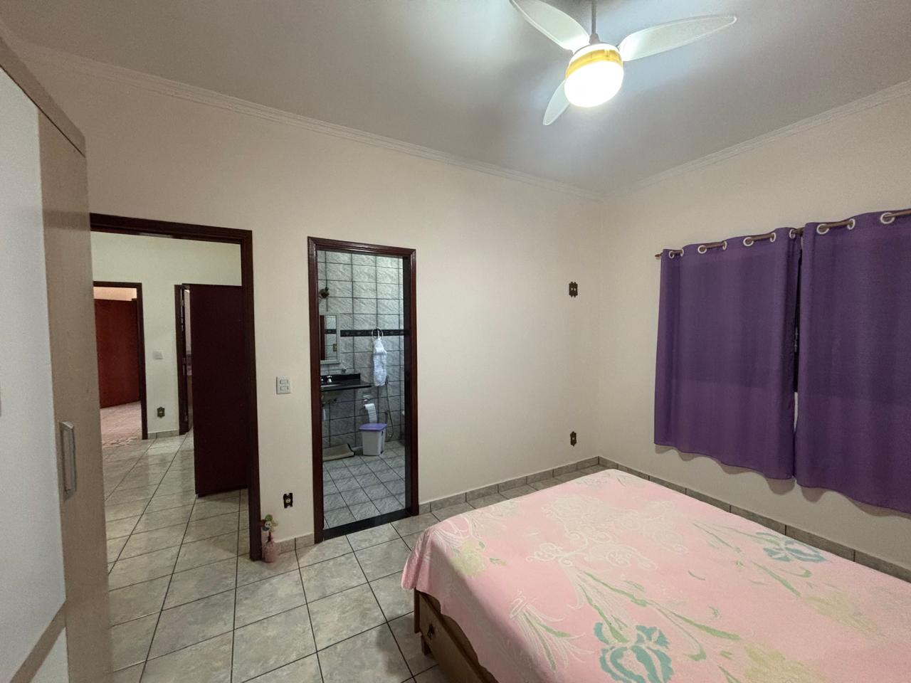 VENDE: CASA 03 DORMITÓRIOS - CENTRO - BRODOWSKI-SP.