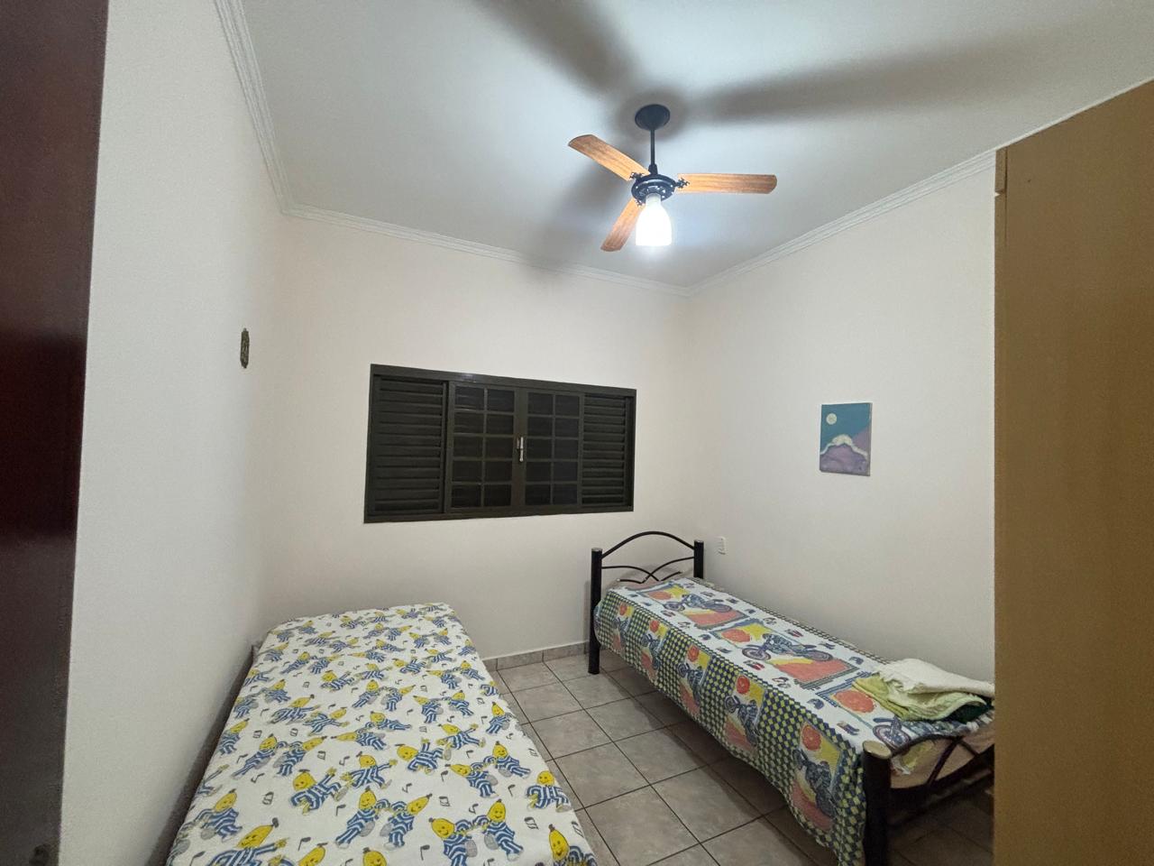 VENDE: CASA 03 DORMITÓRIOS - CENTRO - BRODOWSKI-SP.
