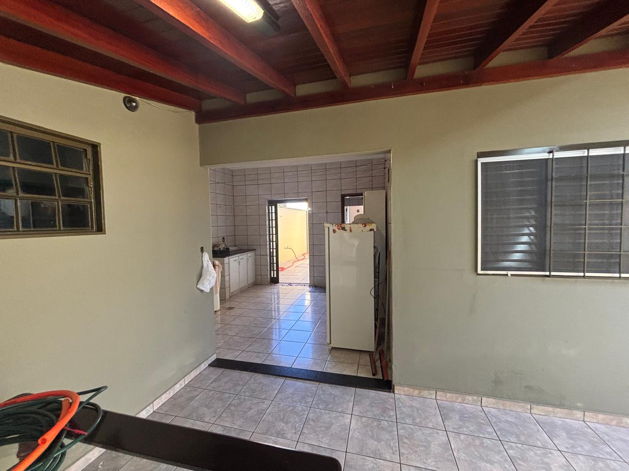 VENDE: CASA 03 DORMITÓRIOS - CENTRO - BRODOWSKI-SP.