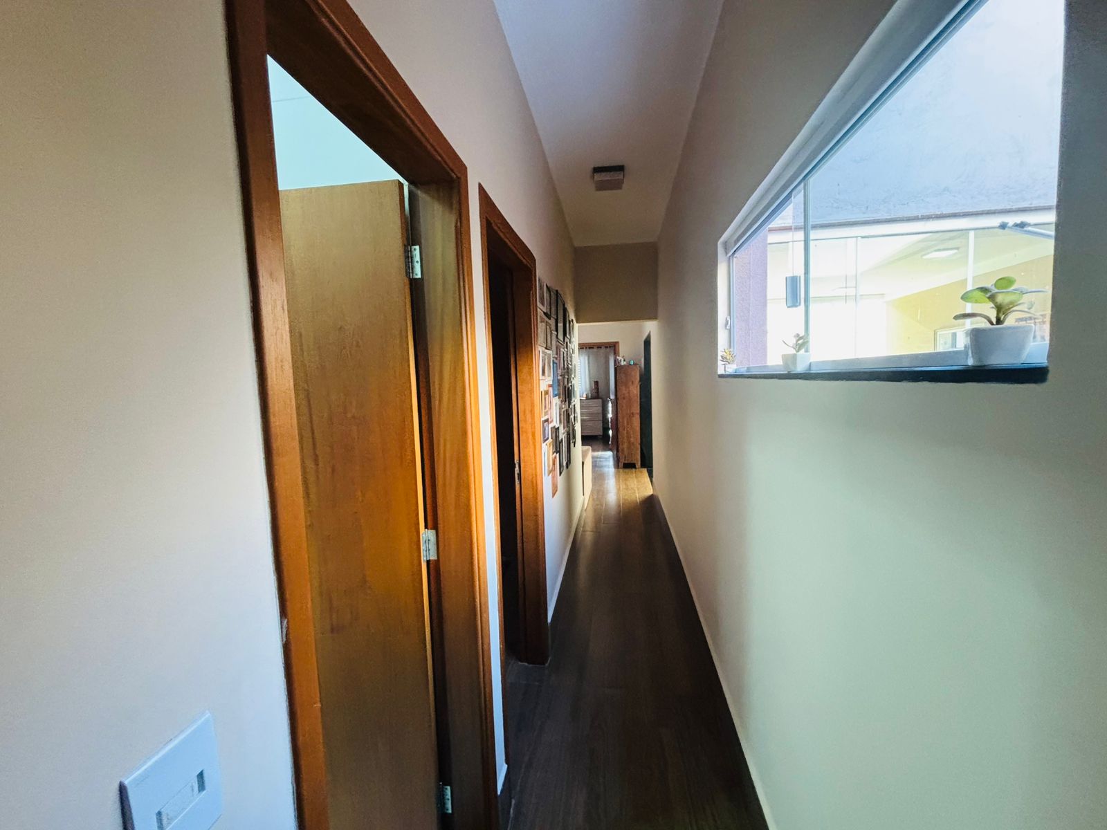 VENDE: CASA COM PISCINA  - JARDIM PRIMAVERA - BRODOWSKI-SP.