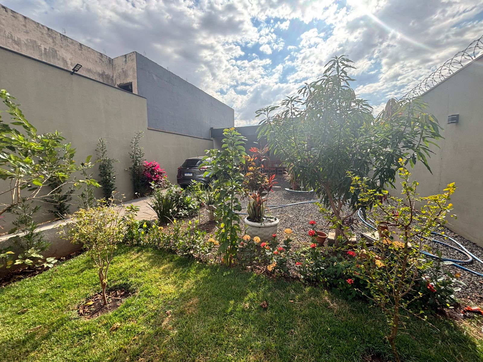 VENDE: CASA ACONCHEGANTE - JARDIM QUEBEC - BRODOWSKI-SP: 