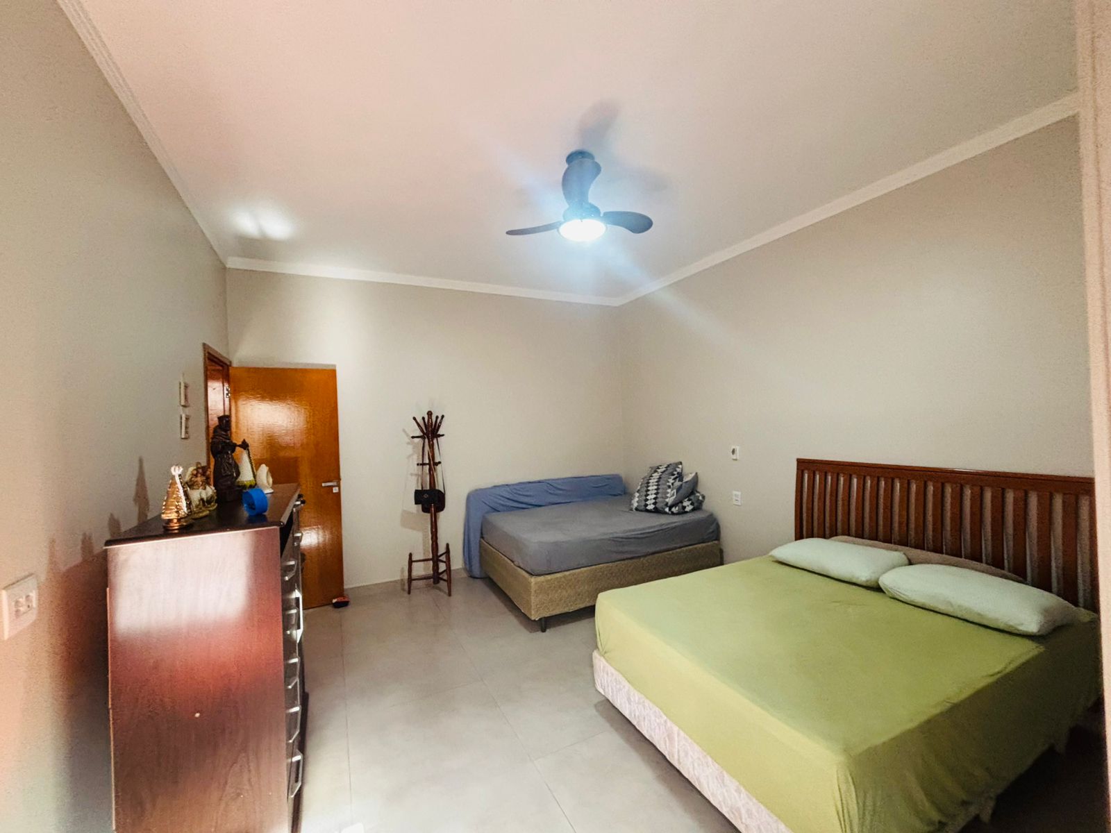 VENDE: CASA ACONCHEGANTE - JARDIM QUEBEC - BRODOWSKI-SP: 