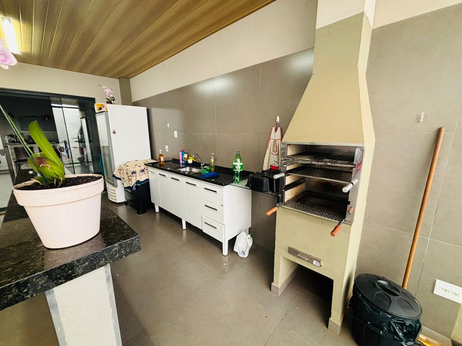 VENDE: CASA ACONCHEGANTE - JARDIM QUEBEC - BRODOWSKI-SP: 