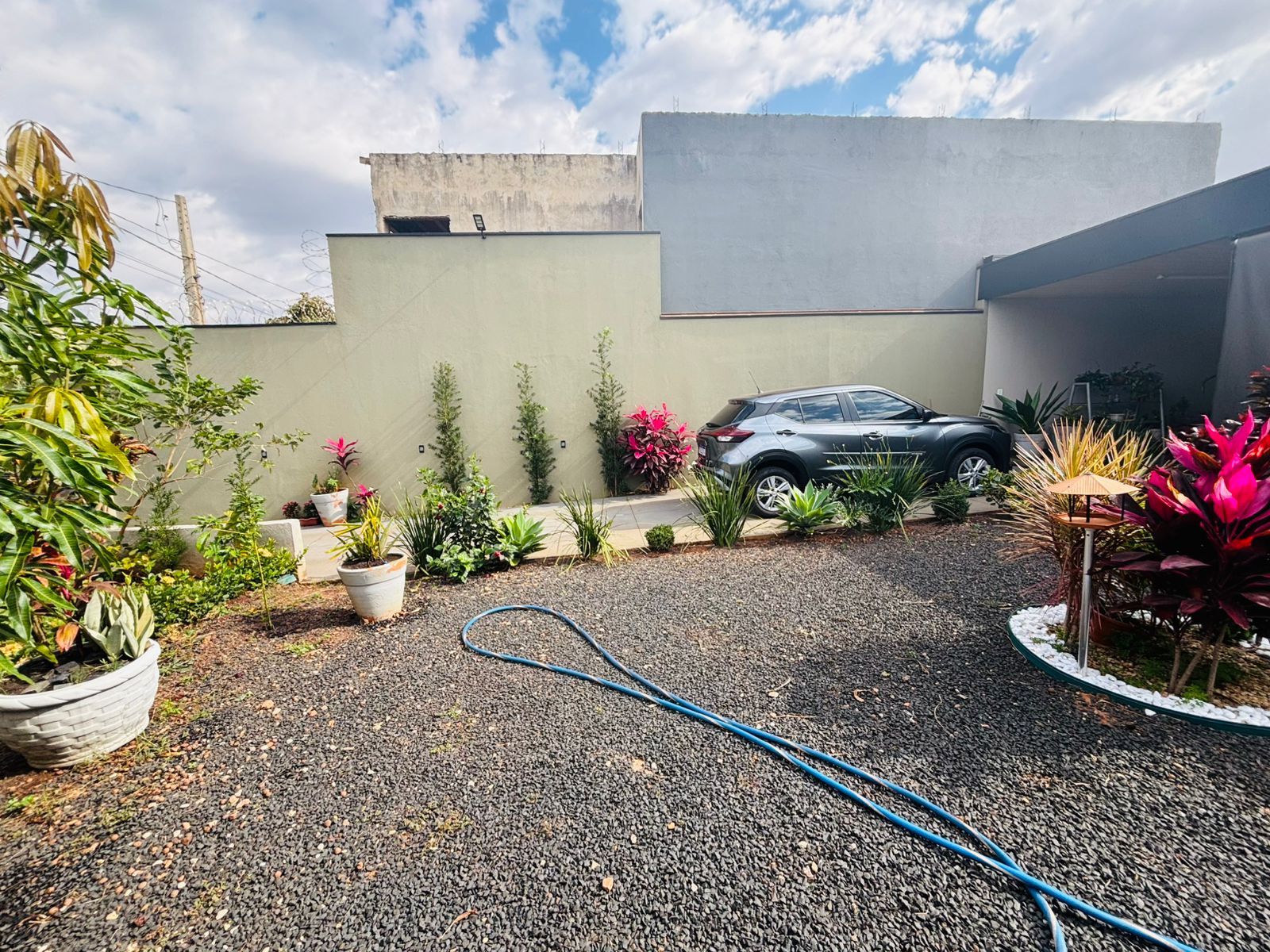 VENDE: CASA ACONCHEGANTE - JARDIM QUEBEC - BRODOWSKI-SP: 