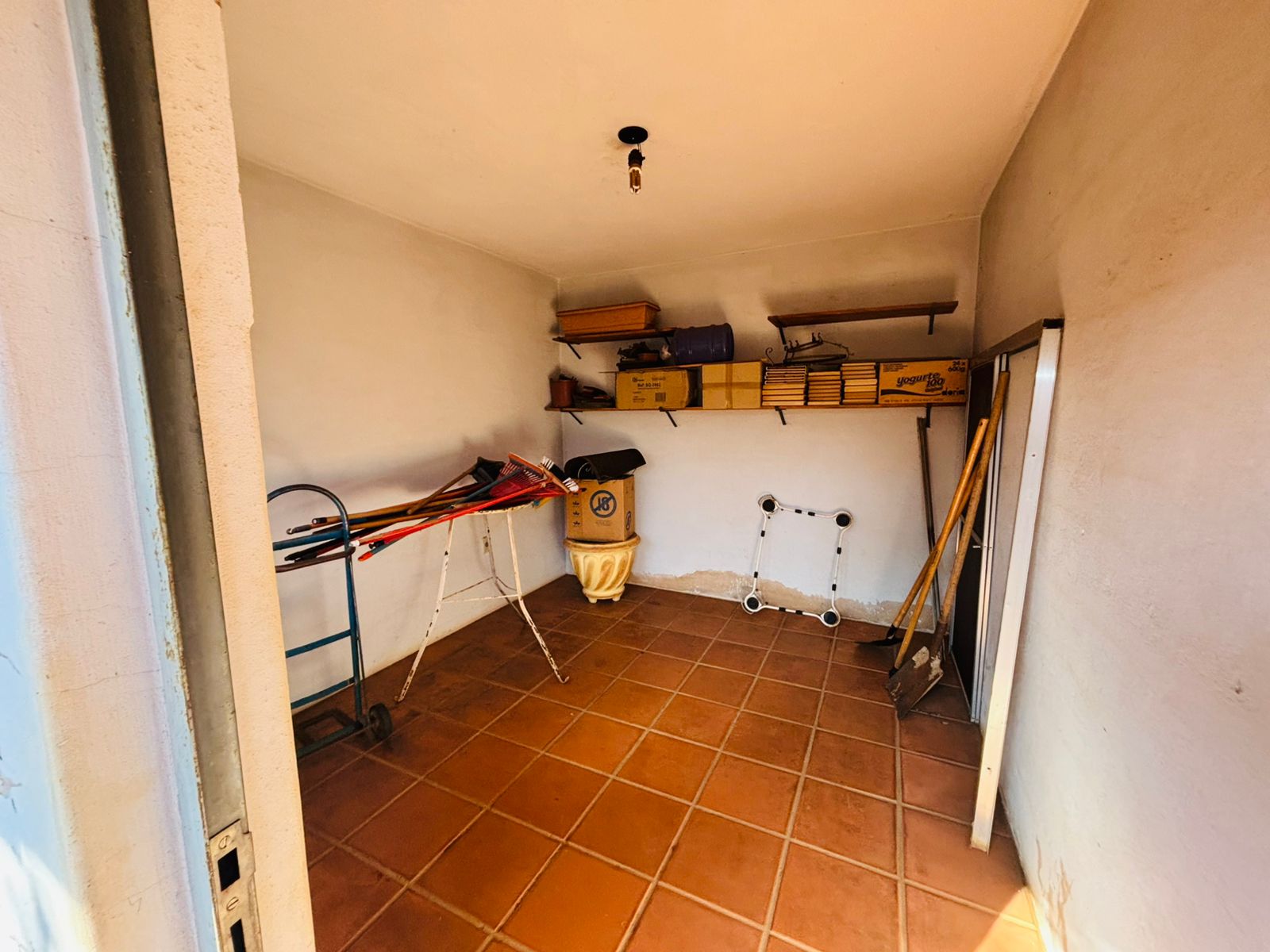 VENDE: CASA  04 DORMITÓRIOS - 1.425 m² - PRÓXIMA A APAE - VILA CRISTAL - BRODOWSKI-SP.