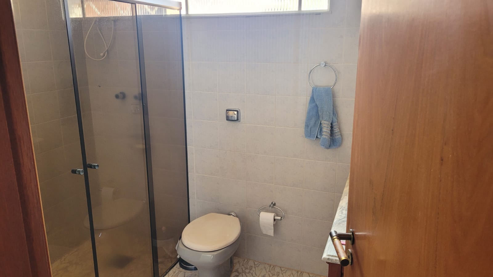 VENDE: CASA NO CENTRO - 04 DORMITÓRIOS - BRODOWSKI-SP.