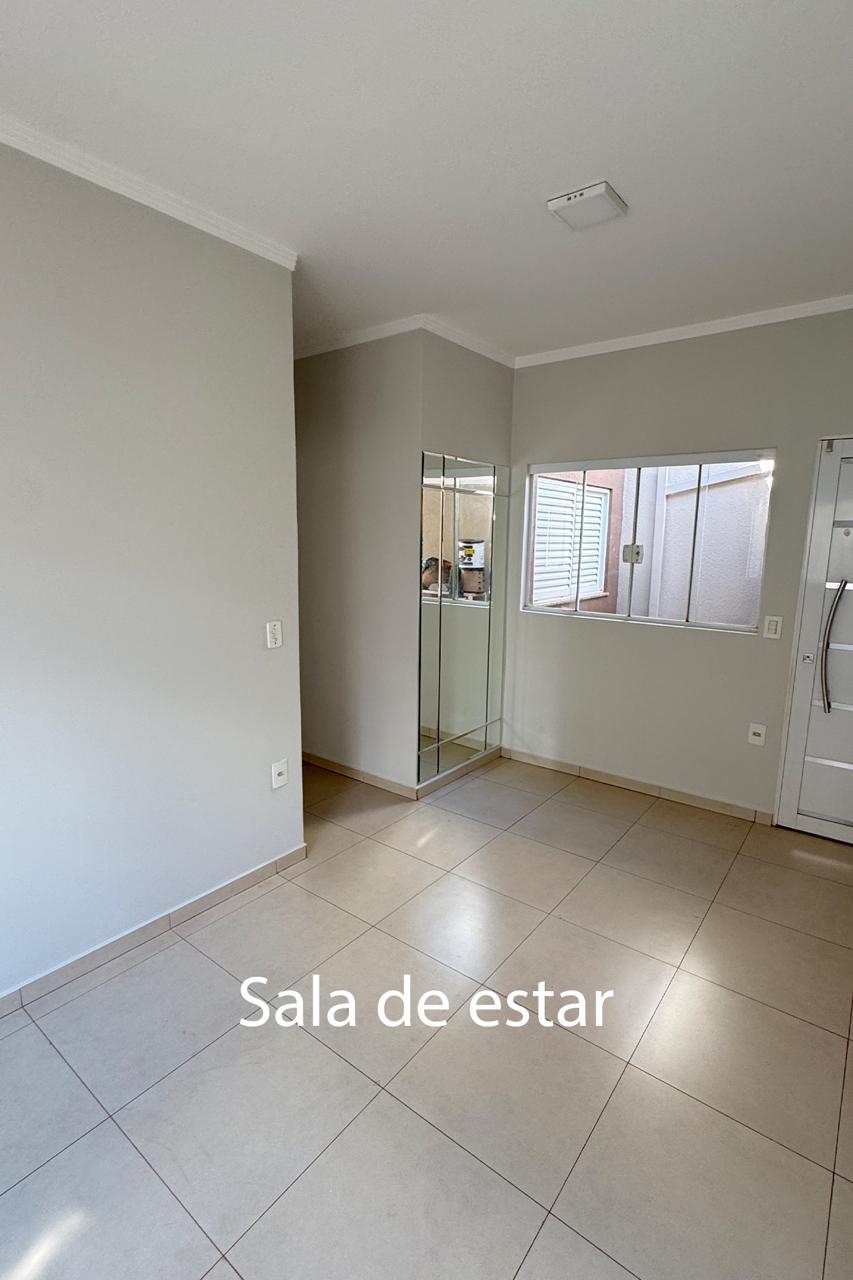 VENDE - CASA CONDOMÍNIO RUBI - 3 DORMITÓRIOS - EM BRODOWSKI-SP. brodosqui