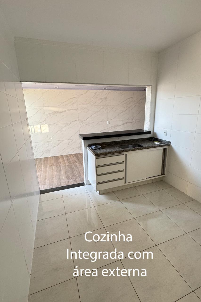 VENDE - CASA CONDOMÍNIO RUBI - 3 DORMITÓRIOS - EM BRODOWSKI-SP. brodosqui
