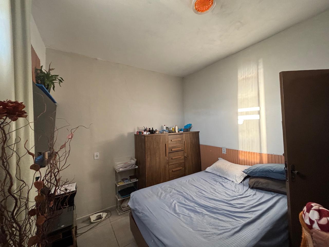 VENDE: CASA COM SALAO DE COMERCIO - PARQUE DO SABIÁ - BRODOWSKI-SP.