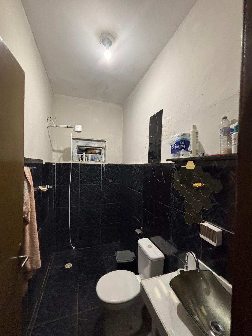 VENDE: CASA COM SALAO DE COMERCIO - PARQUE DO SABIÁ - BRODOWSKI-SP.