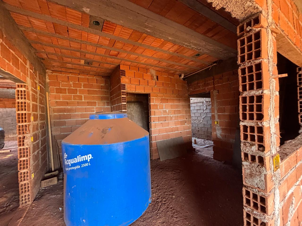 Oportunidade casa em fase de acabamento a venda no Condomínio Santa Monica em Brodowski-SP.