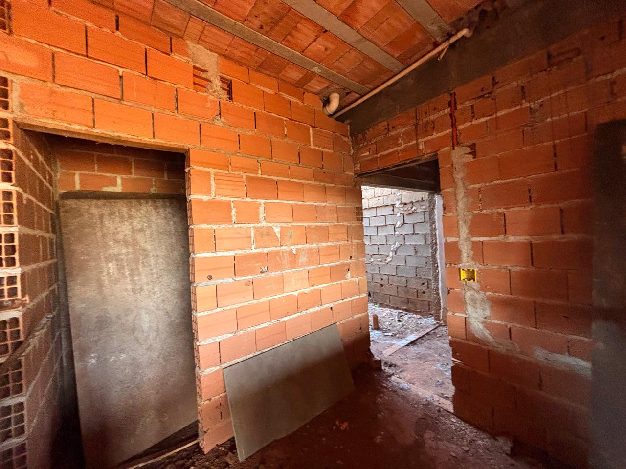 Oportunidade casa em fase de acabamento a venda no Condomínio Santa Monica em Brodowski-SP.