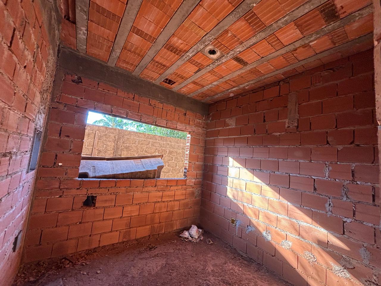 Oportunidade casa em fase de acabamento a venda no Condomínio Santa Monica em Brodowski-SP.