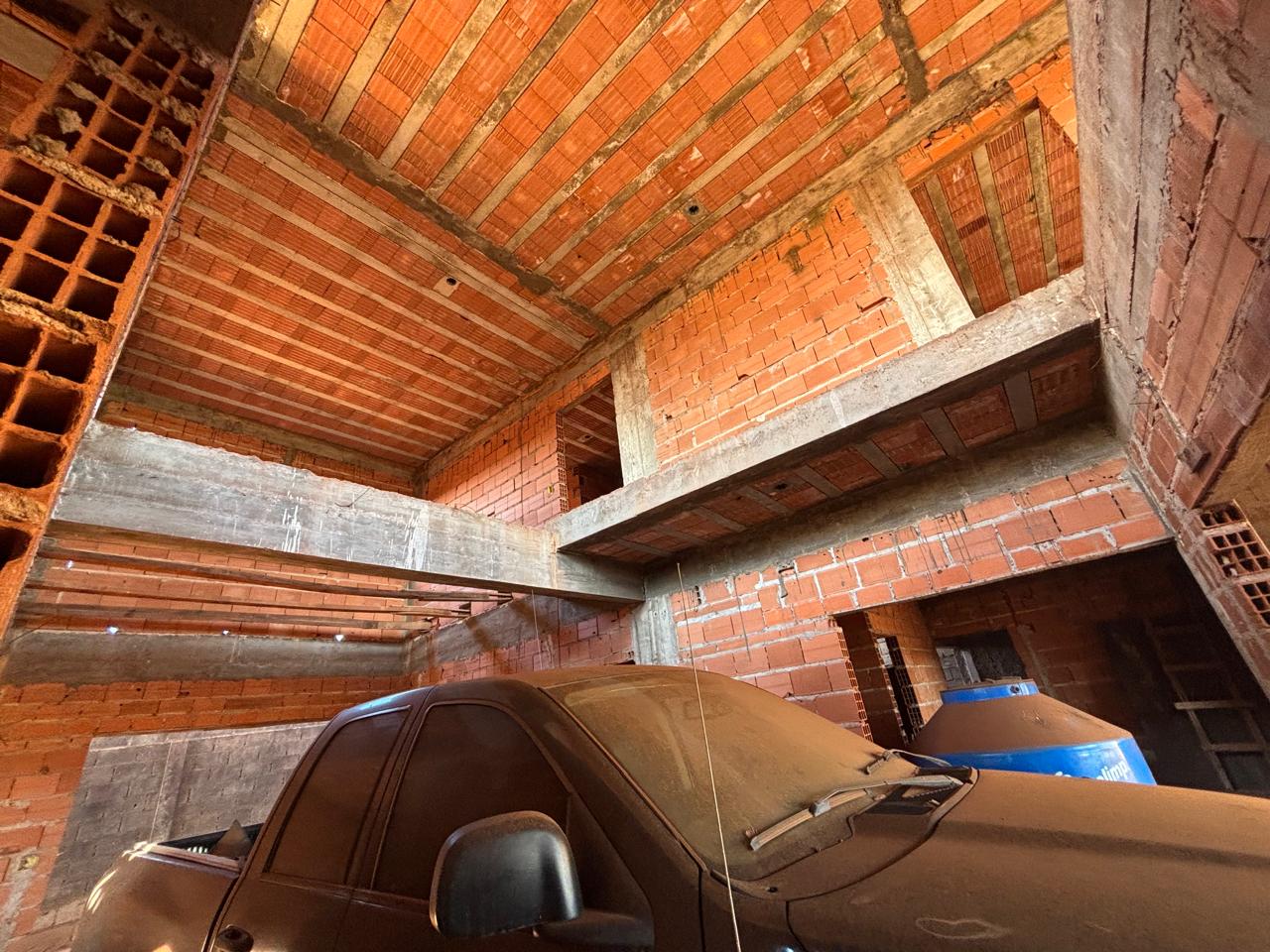 Oportunidade casa em fase de acabamento a venda no Condomínio Santa Monica em Brodowski-SP.