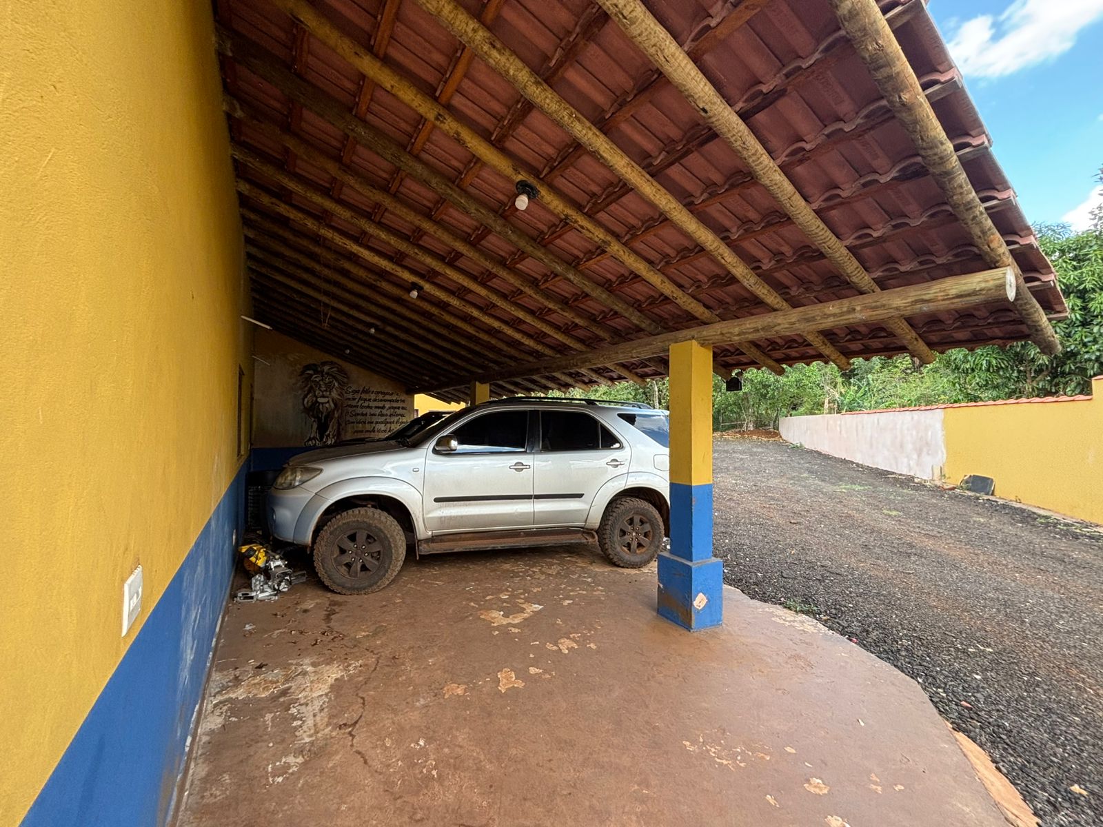 CHÁCARA À VENDA - CONFORTO - LAZER E CONTATO COM A NATUREZA - BRODOWSKI-SP: