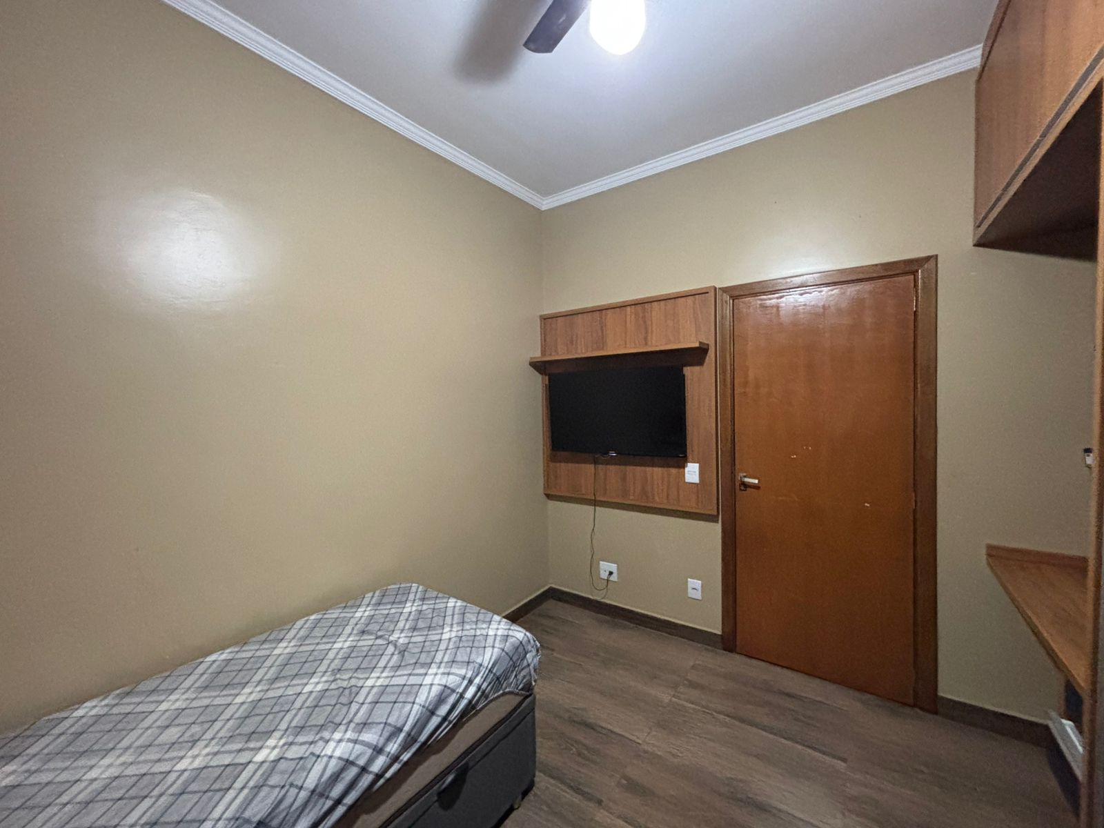 CHÁCARA À VENDA - CONFORTO - LAZER E CONTATO COM A NATUREZA - BRODOWSKI-SP: