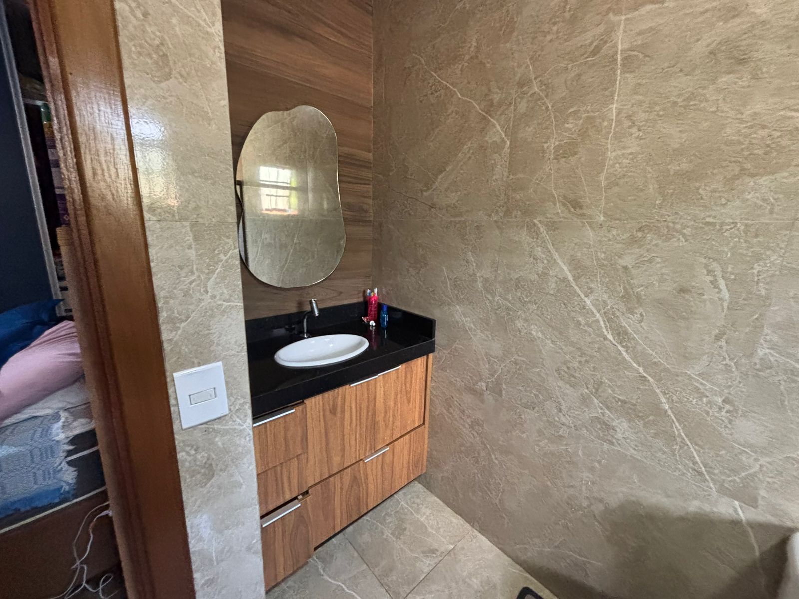 CHÁCARA À VENDA - CONFORTO - LAZER E CONTATO COM A NATUREZA - BRODOWSKI-SP: