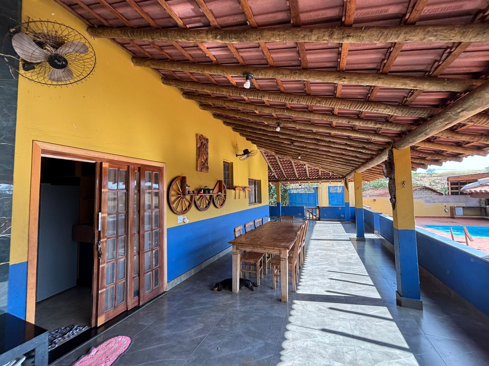 CHÁCARA À VENDA - CONFORTO - LAZER E CONTATO COM A NATUREZA - BRODOWSKI-SP: