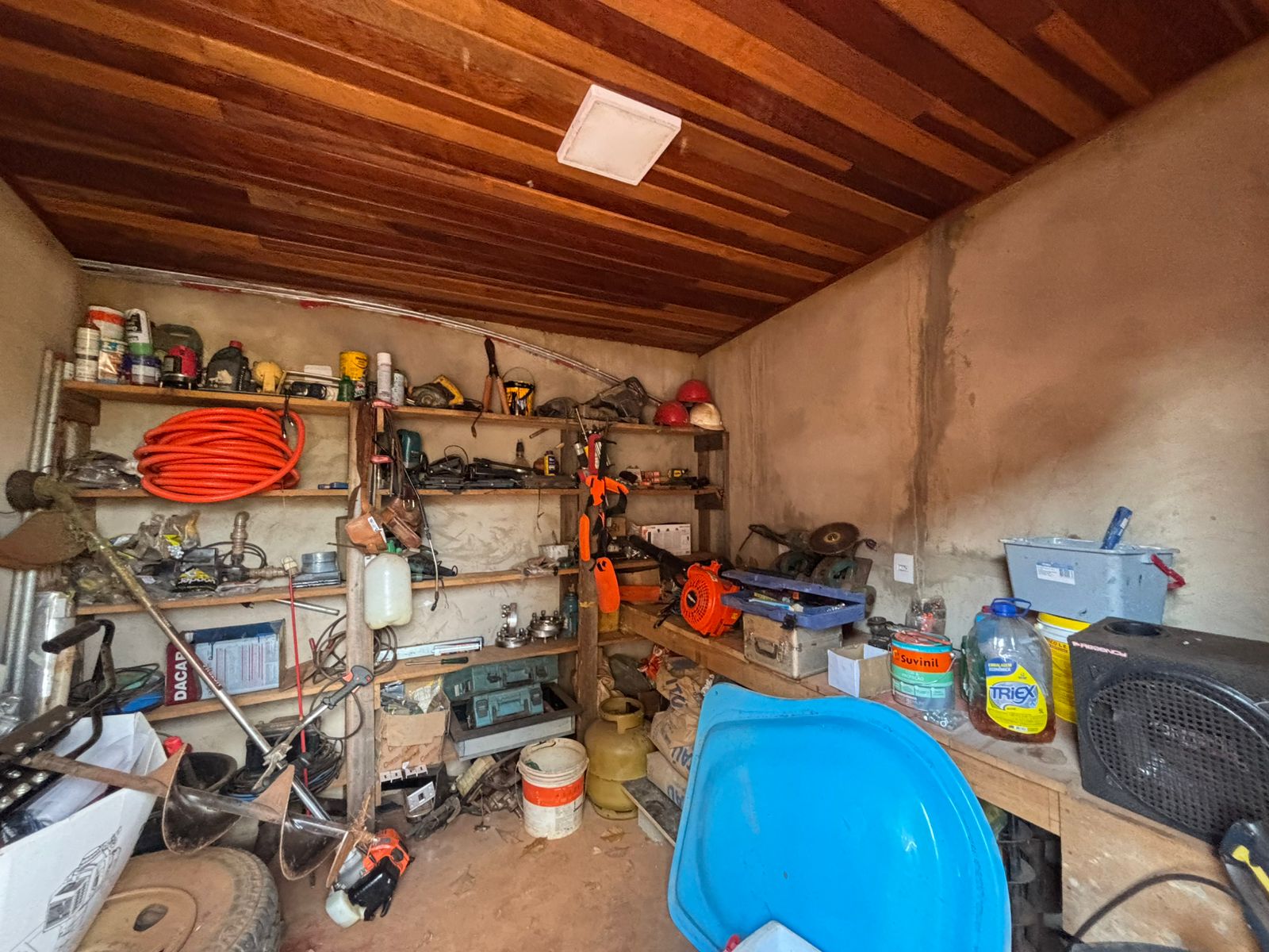 CHÁCARA À VENDA - CONFORTO - LAZER E CONTATO COM A NATUREZA - BRODOWSKI-SP: