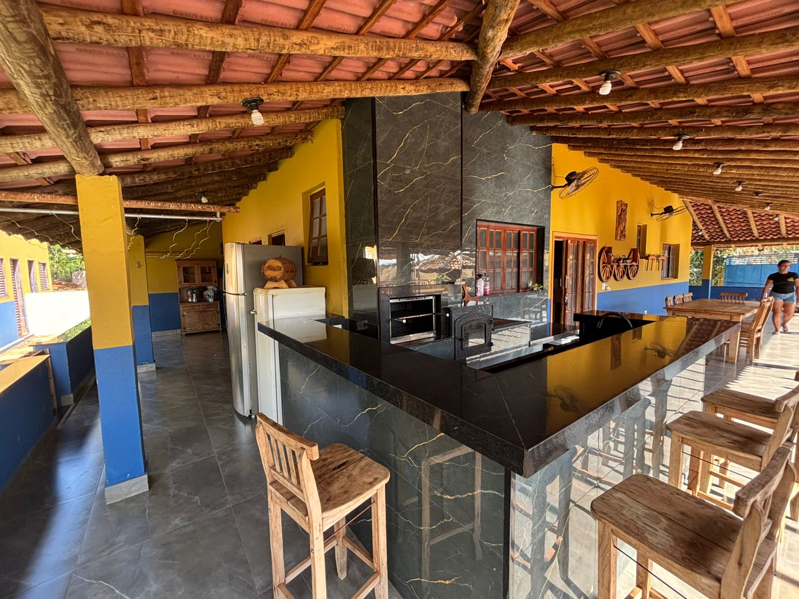 CHÁCARA À VENDA - CONFORTO - LAZER E CONTATO COM A NATUREZA - BRODOWSKI-SP: