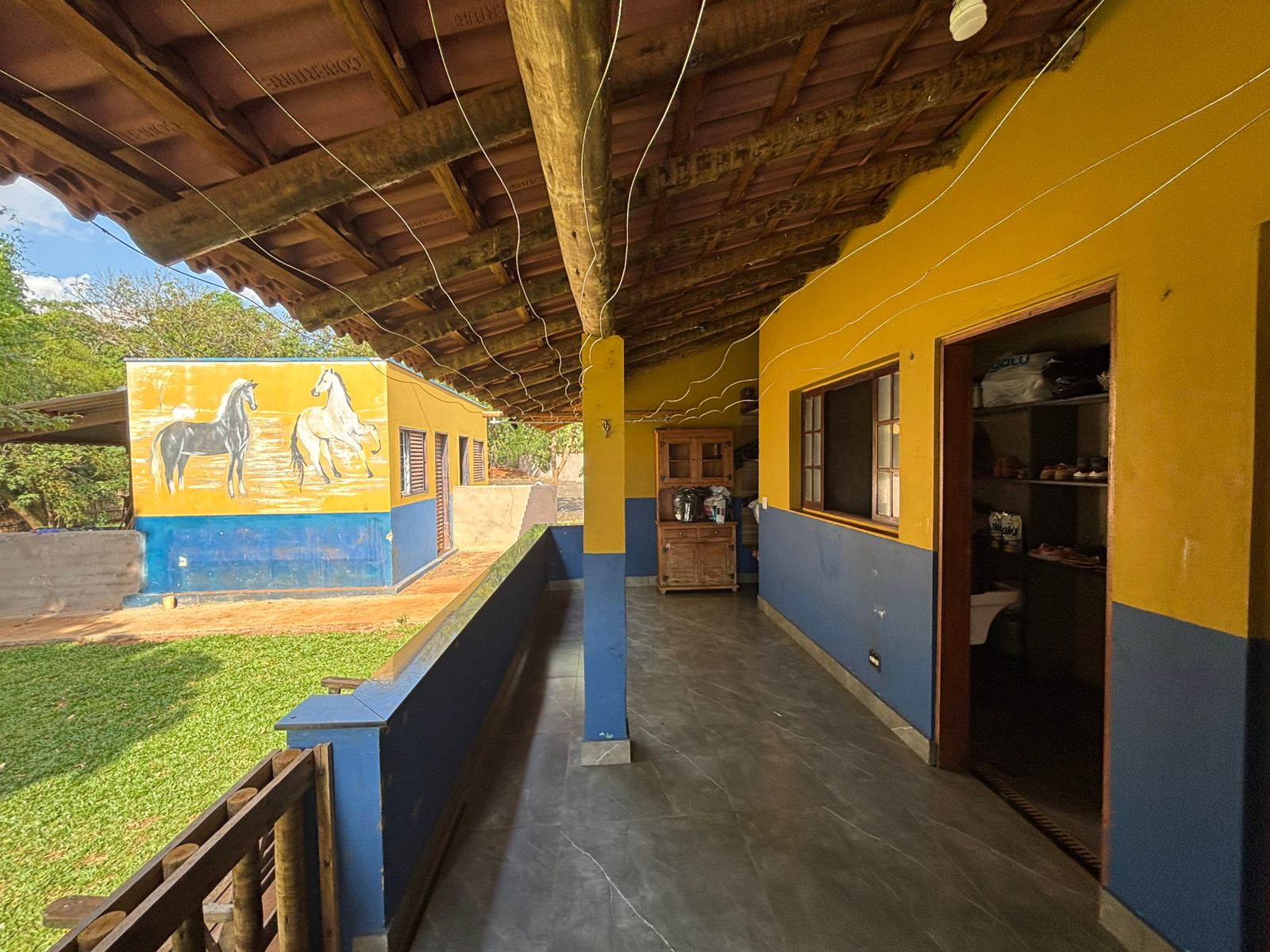 CHÁCARA À VENDA - CONFORTO - LAZER E CONTATO COM A NATUREZA - BRODOWSKI-SP: