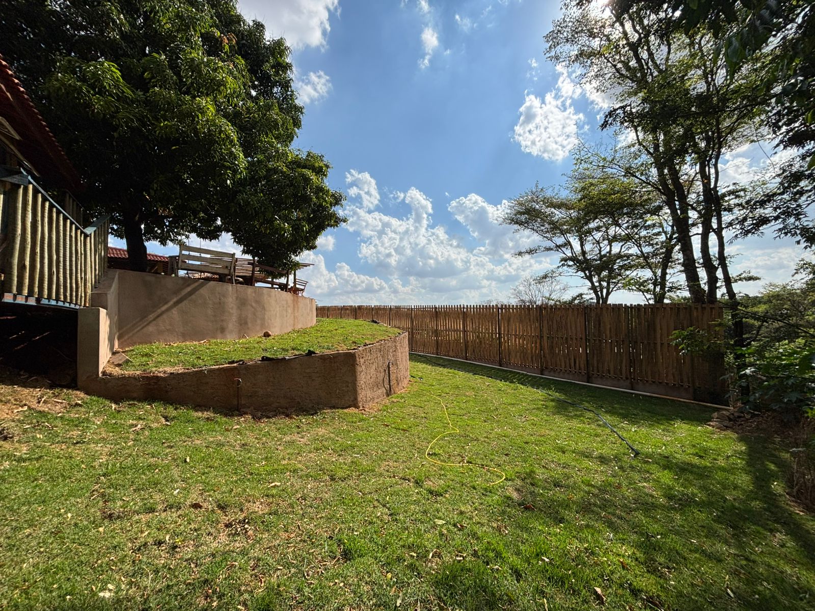 CHÁCARA À VENDA - CONFORTO - LAZER E CONTATO COM A NATUREZA - BRODOWSKI-SP: