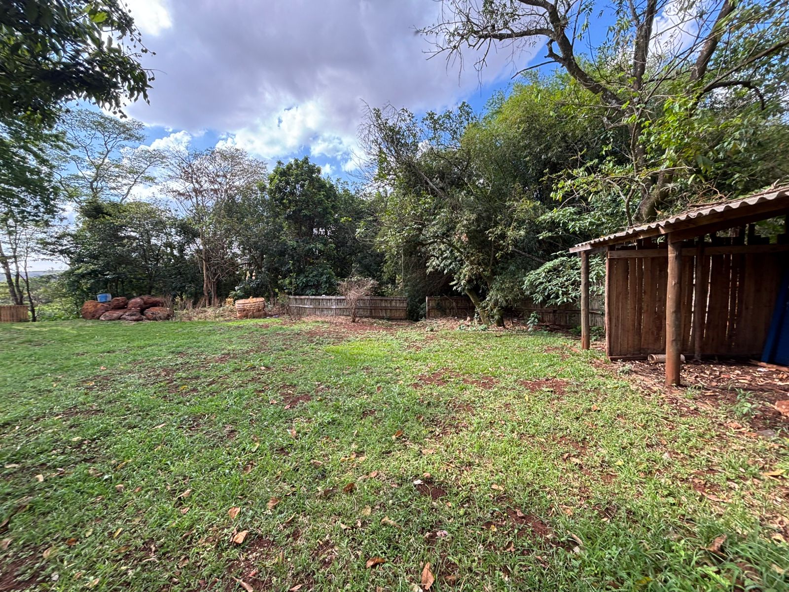 CHÁCARA À VENDA - CONFORTO - LAZER E CONTATO COM A NATUREZA - BRODOWSKI-SP: