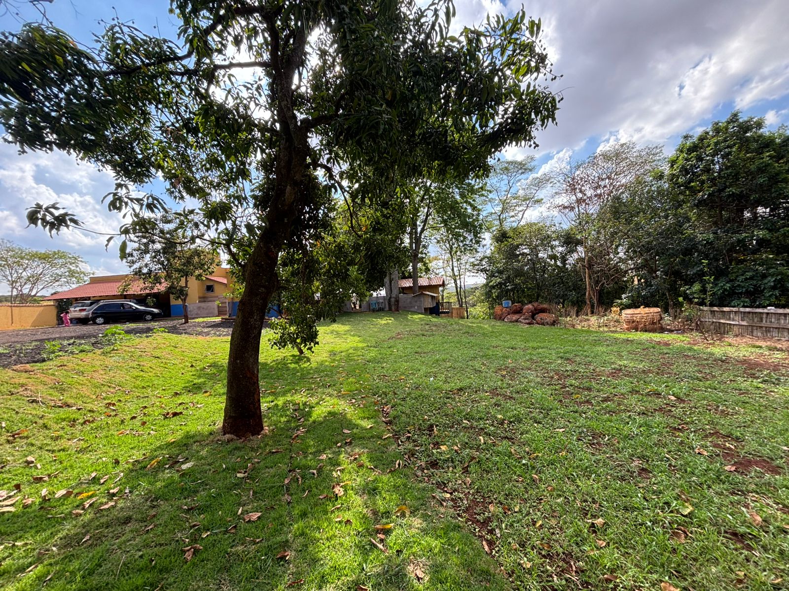 CHÁCARA À VENDA - CONFORTO - LAZER E CONTATO COM A NATUREZA - BRODOWSKI-SP: